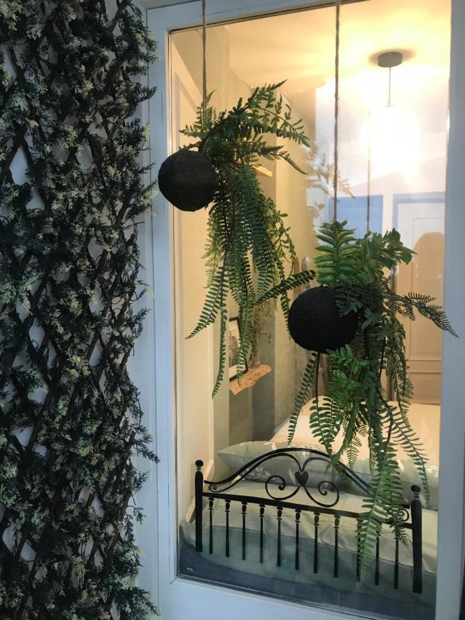 Apartamento Con Encanto Y Terraza En Barri Vell De Girona, El Cul De La Lleona Extérieur photo
