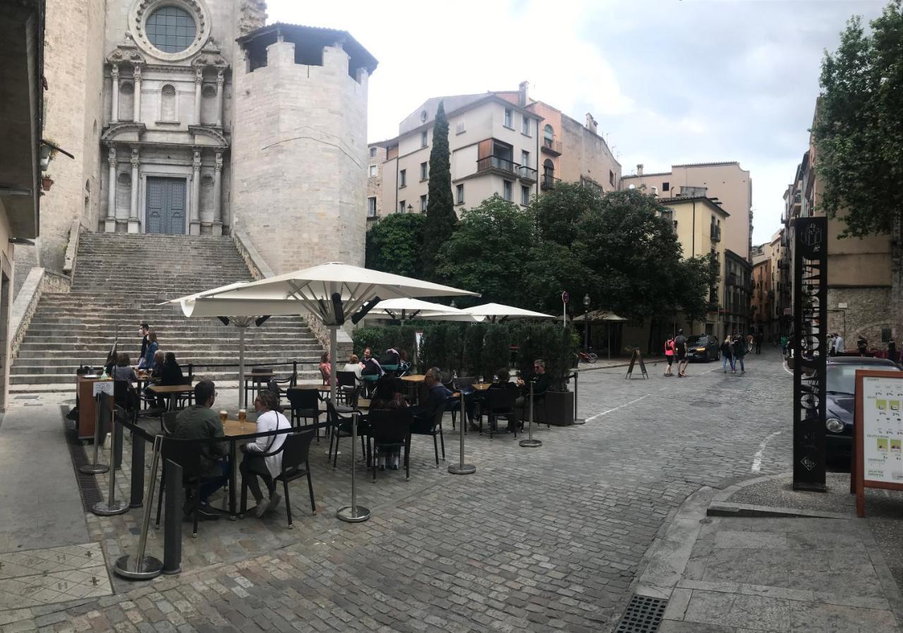 Apartamento Con Encanto Y Terraza En Barri Vell De Girona, El Cul De La Lleona Extérieur photo