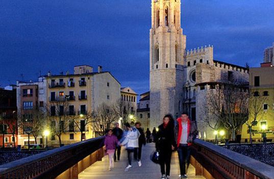 Apartamento Con Encanto Y Terraza En Barri Vell De Girona, El Cul De La Lleona Extérieur photo